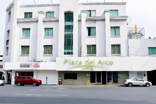 hotel plaza del arco