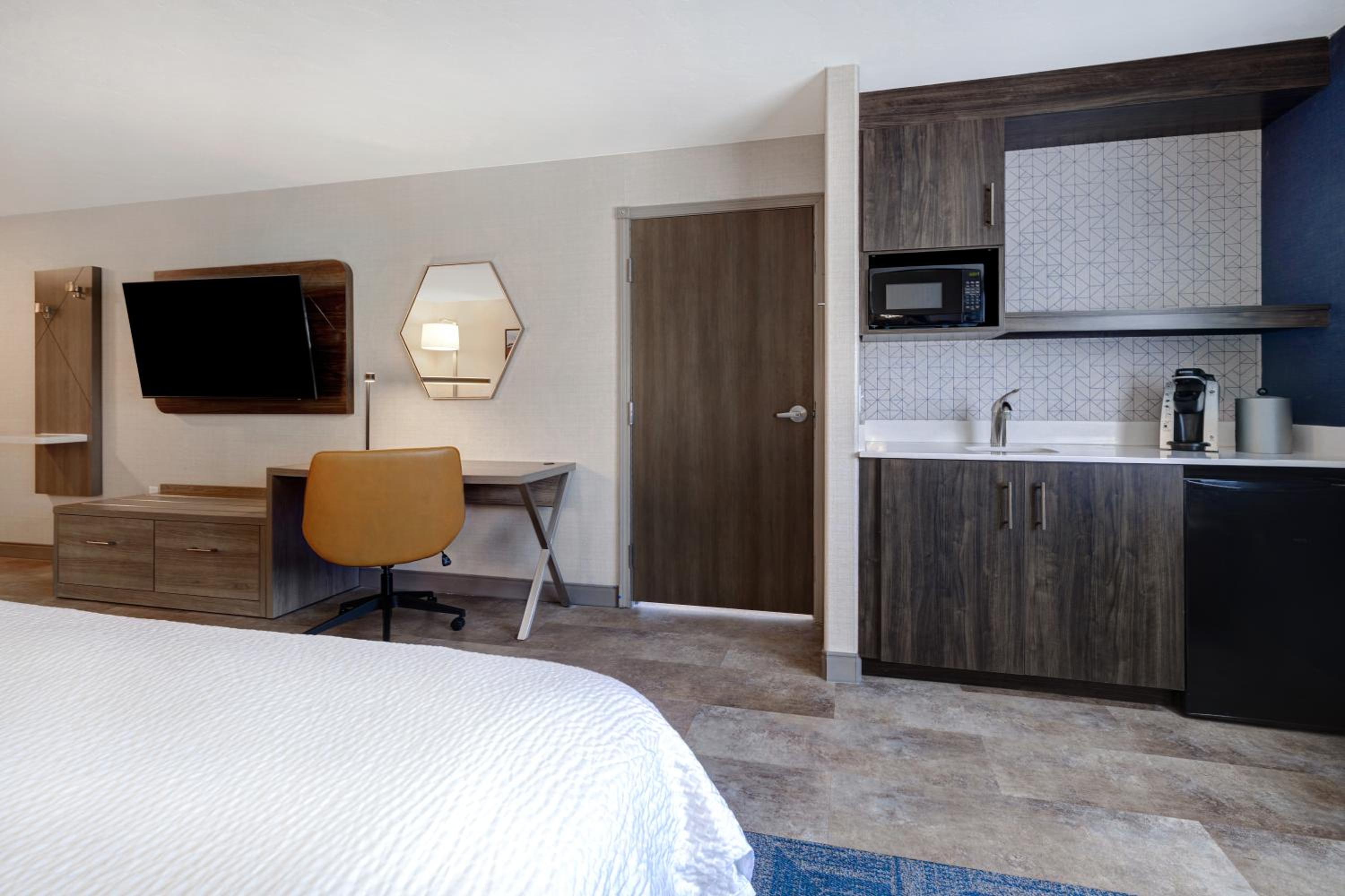 holiday inn express and suites moab by ihg