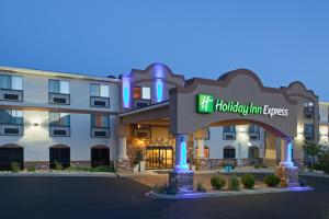 holiday inn express and suites moab by ihg