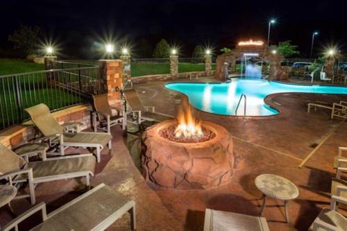 holiday inn express and suites moab by ihg