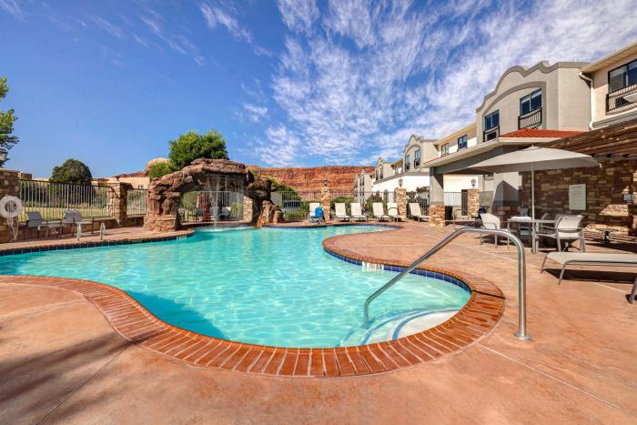 holiday inn express and suites moab by ihg