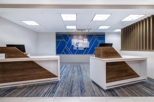 holiday inn express and suites moab by ihg