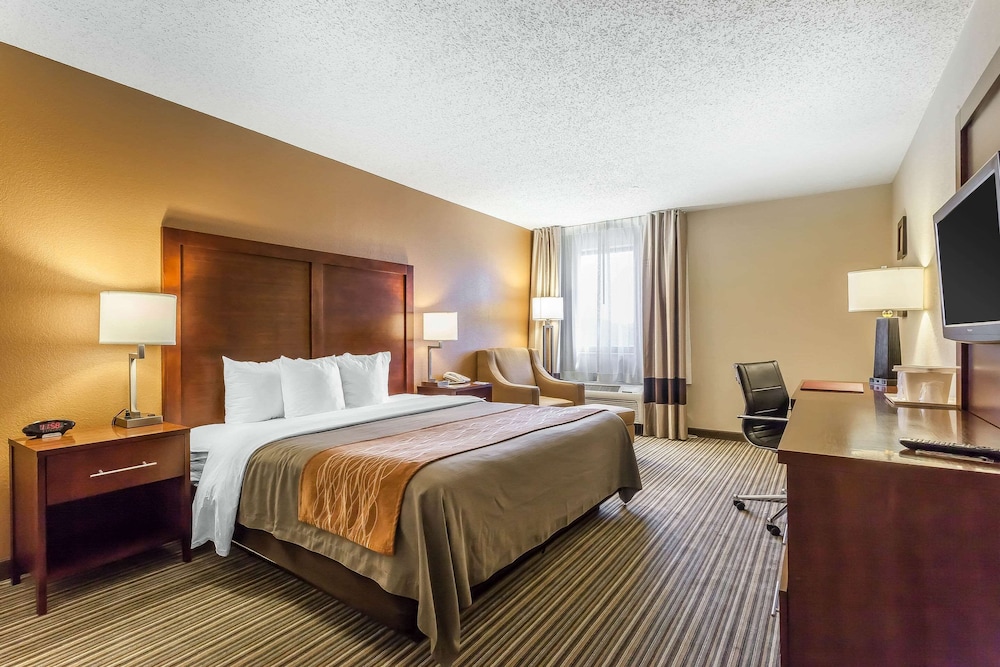 comfort inn hall of fame