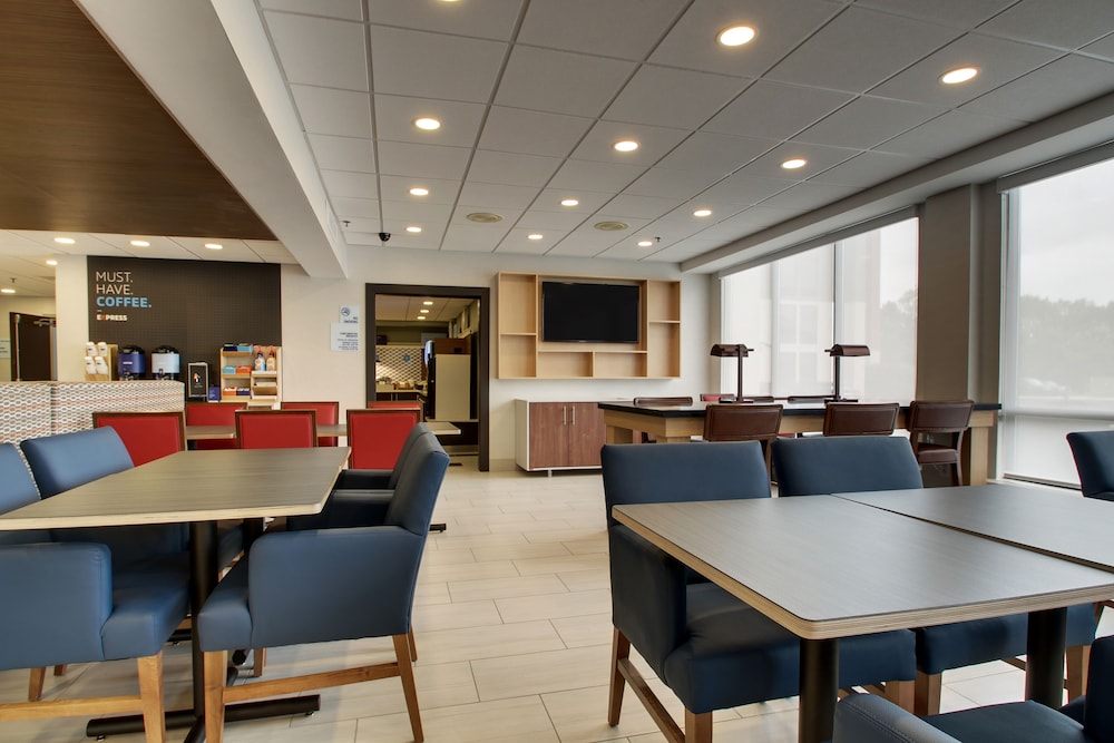 holiday inn express voorhees mt laurel by ihg