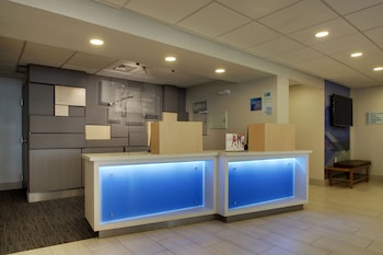 Holiday Inn Express Voorhees - Mt. Laurel  By Ihg,Echelon>>Camden,3 star