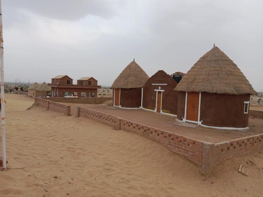 bhati desert camp raisar bikaner