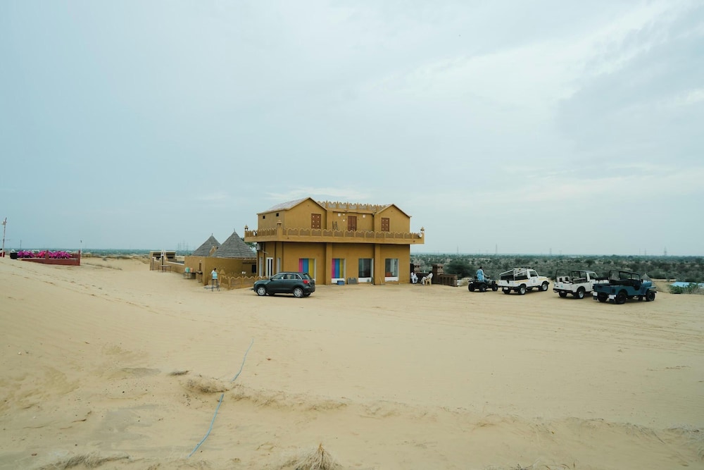 bhati desert camp raisar bikaner