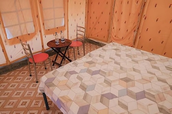 bhati desert camp raisar bikaner