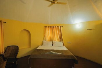 bhati desert camp raisar bikaner