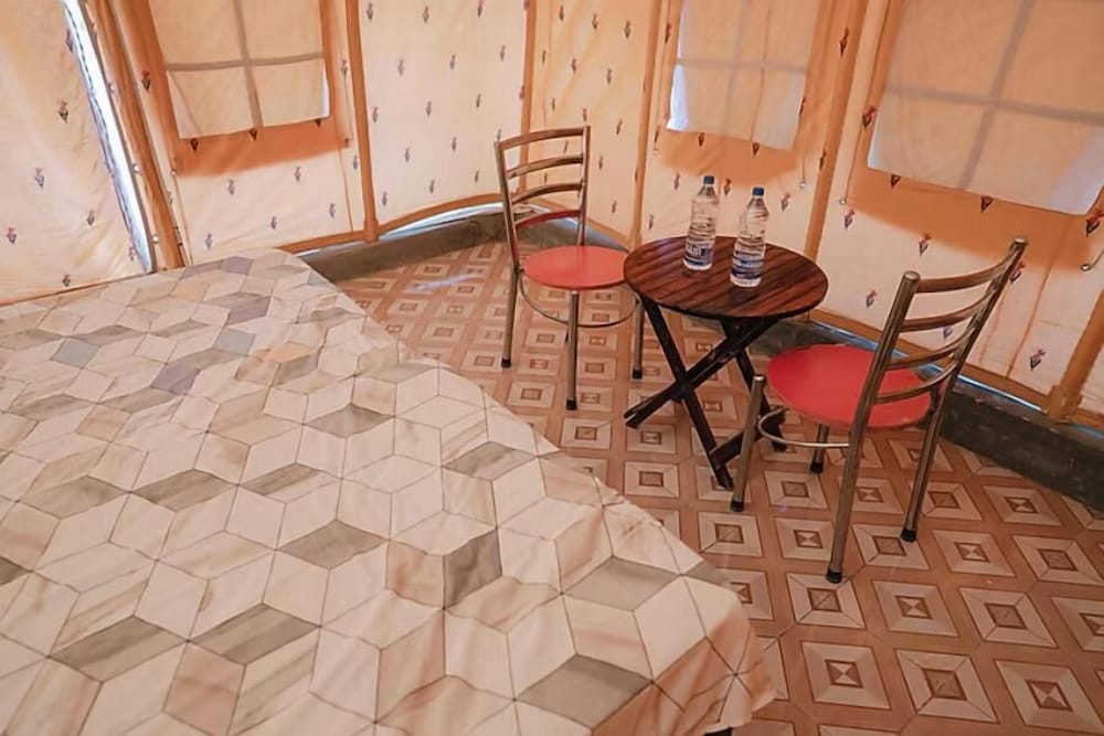 bhati desert camp raisar bikaner