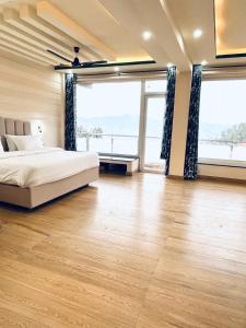 Nature Cottages Cafe And Stay,India>>Mussoorie,3 star