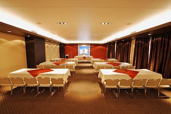 Hotel Real Del Río,Tijuana>>San Diego,4 star