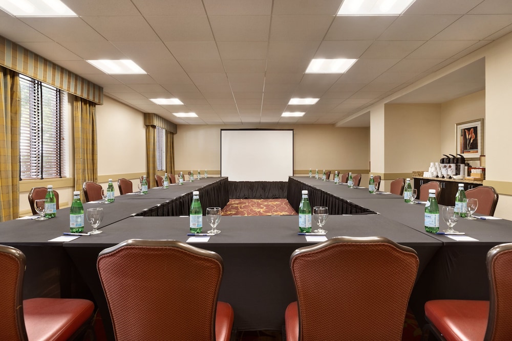 spark by hilton germantown washington dc north
