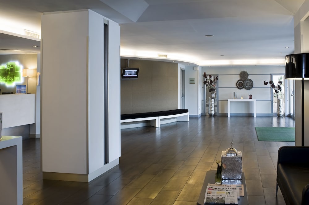 holiday inn naples by ihg