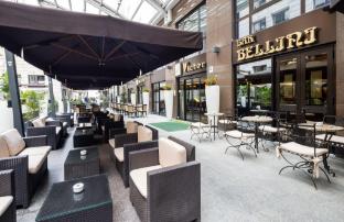 holiday inn naples by ihg