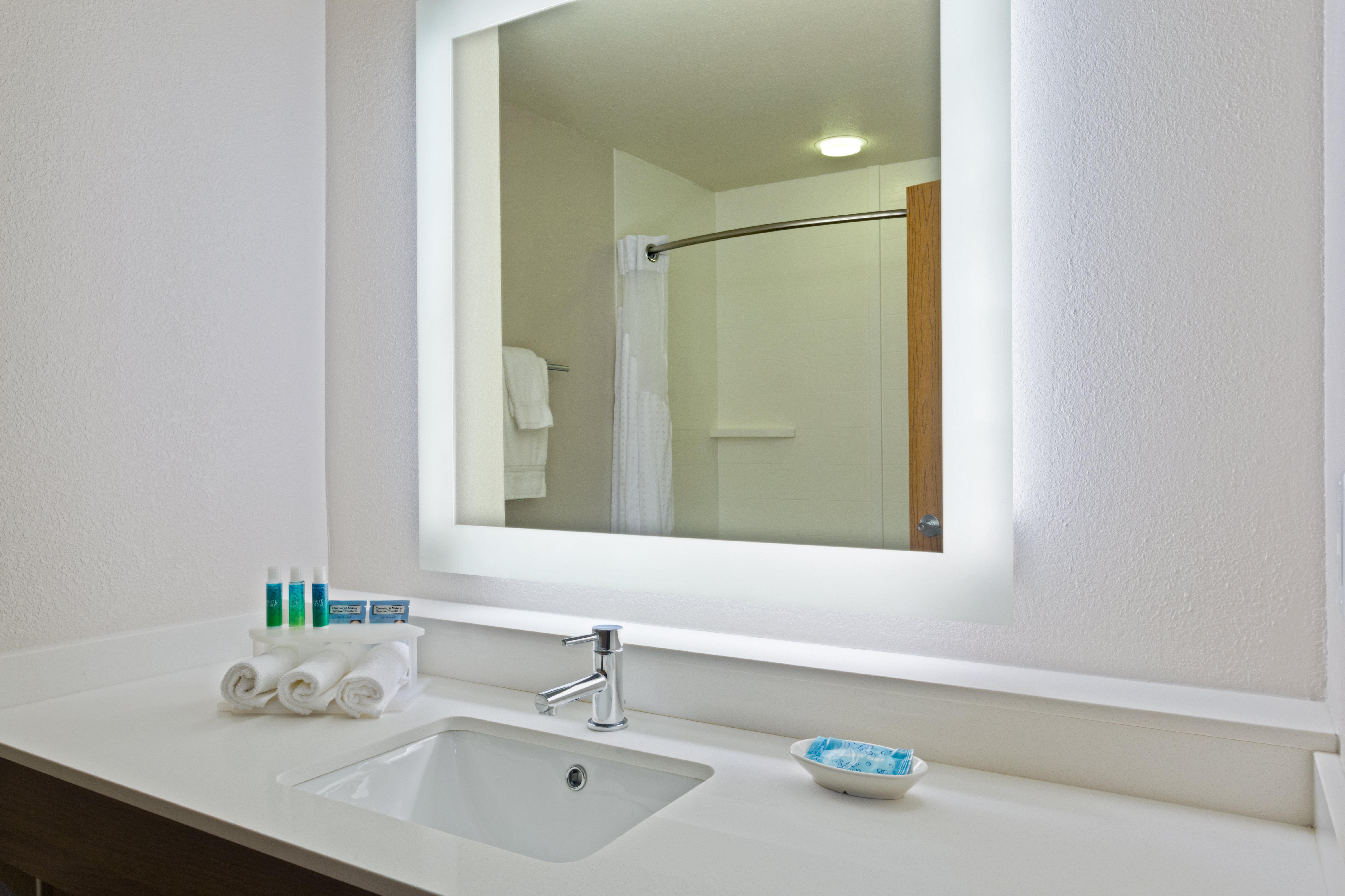 holiday inn express and suites tavares leesburg