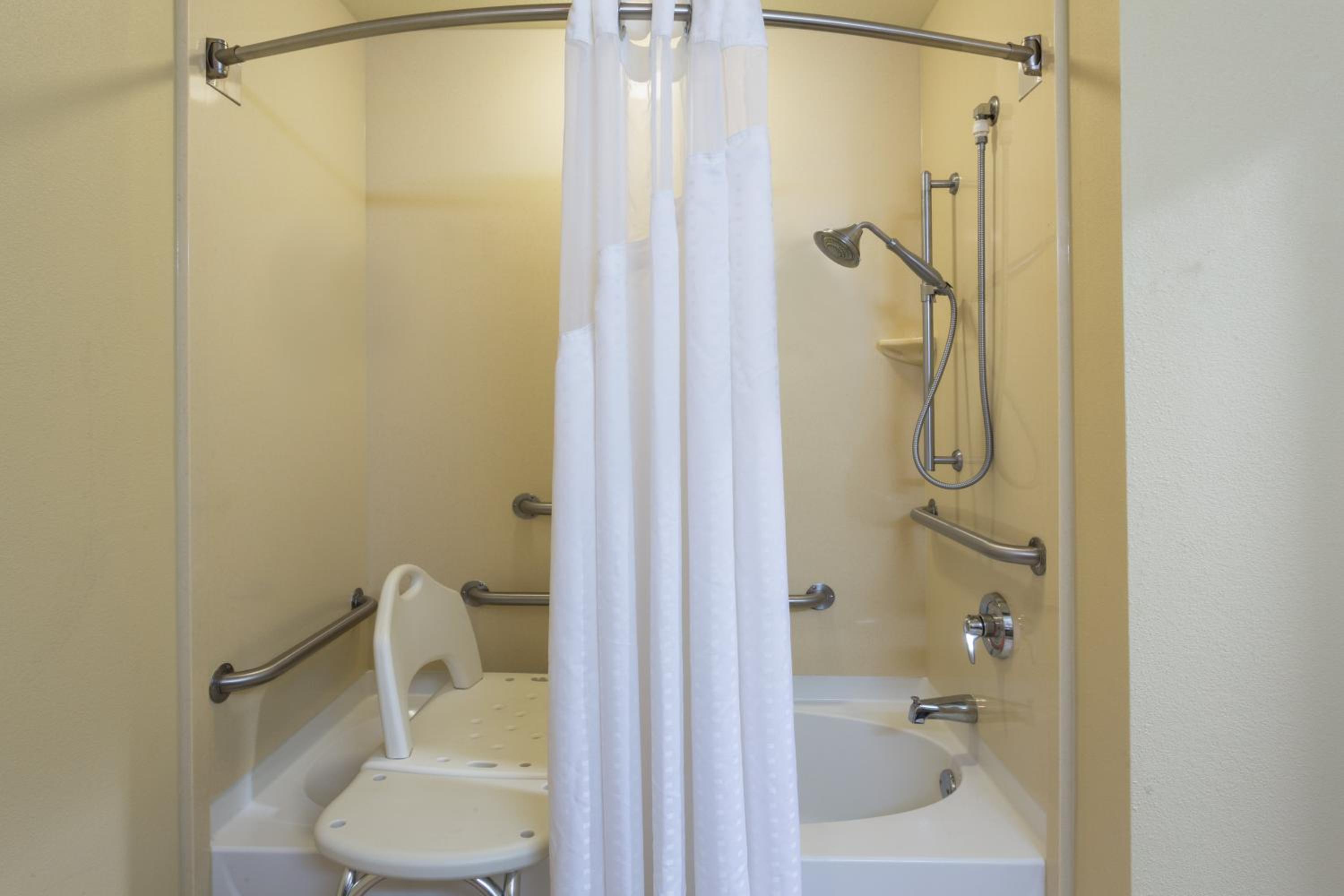 holiday inn express and suites tavares leesburg