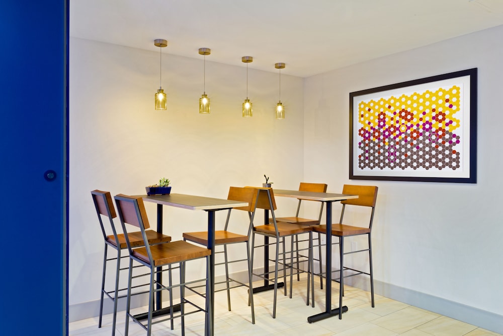 holiday inn express and suites tavares leesburg