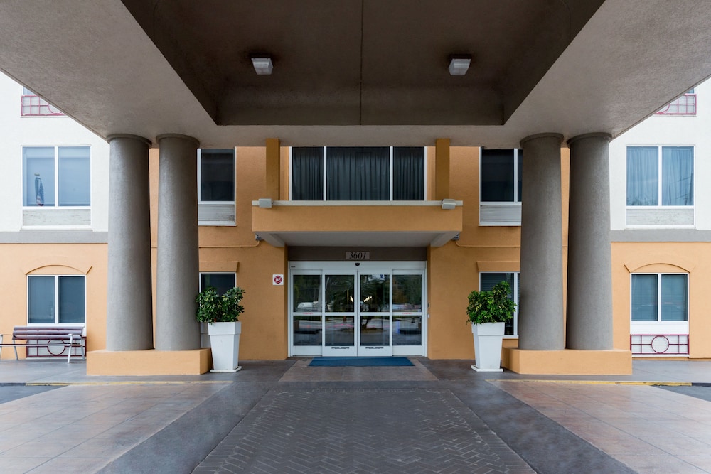 holiday inn express and suites tavares leesburg