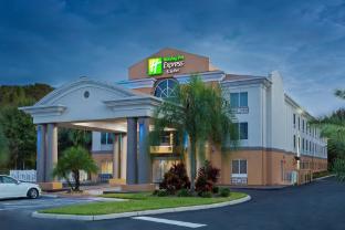 holiday inn express and suites tavares leesburg