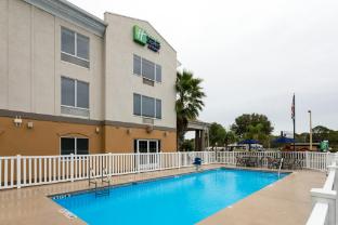 holiday inn express and suites tavares leesburg