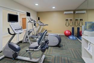 holiday inn express and suites tavares leesburg