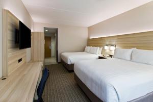 holiday inn express and suites tavares leesburg
