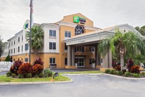 holiday inn express and suites tavares leesburg