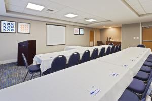 holiday inn express and suites tavares leesburg