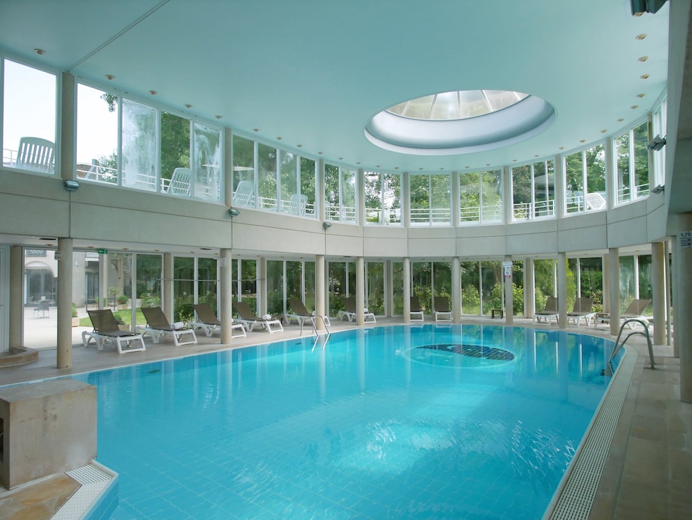 holiday inn resort le touquet by ihg