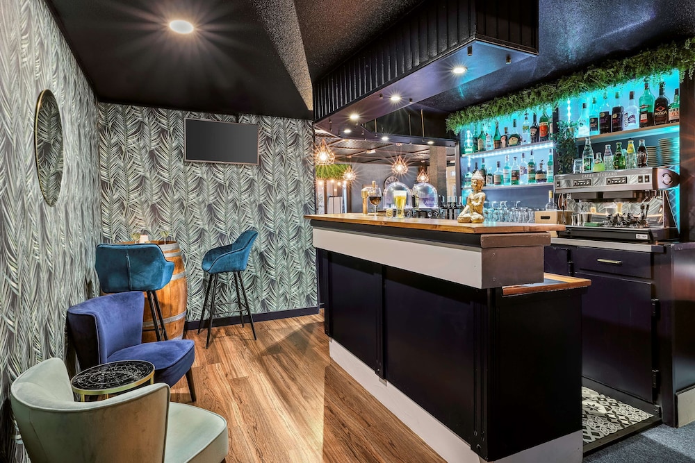 sure hotel by best western calais coquelles tunnel s manche