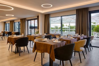 best western plus le fairway hotel and spa golf darras