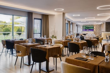 best western plus le fairway hotel and spa golf darras