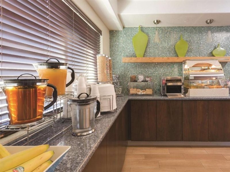 la quinta inn and suites mission bay