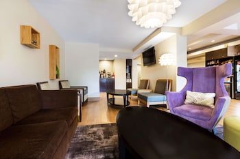 la quinta inn and suites mission bay