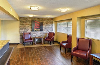 red roof inn plus washington dc manassas