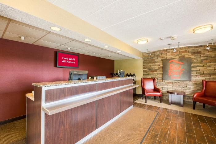 red roof inn boston southborough worcester