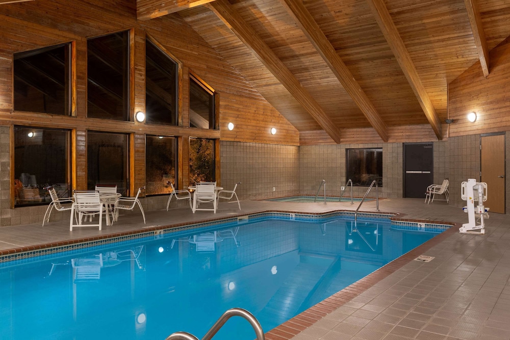 americinn by wyndham coralville