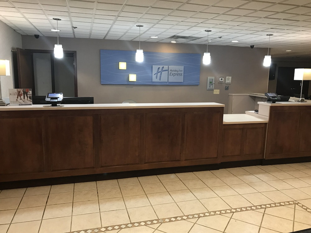 holiday inn express suites charleston by ihg