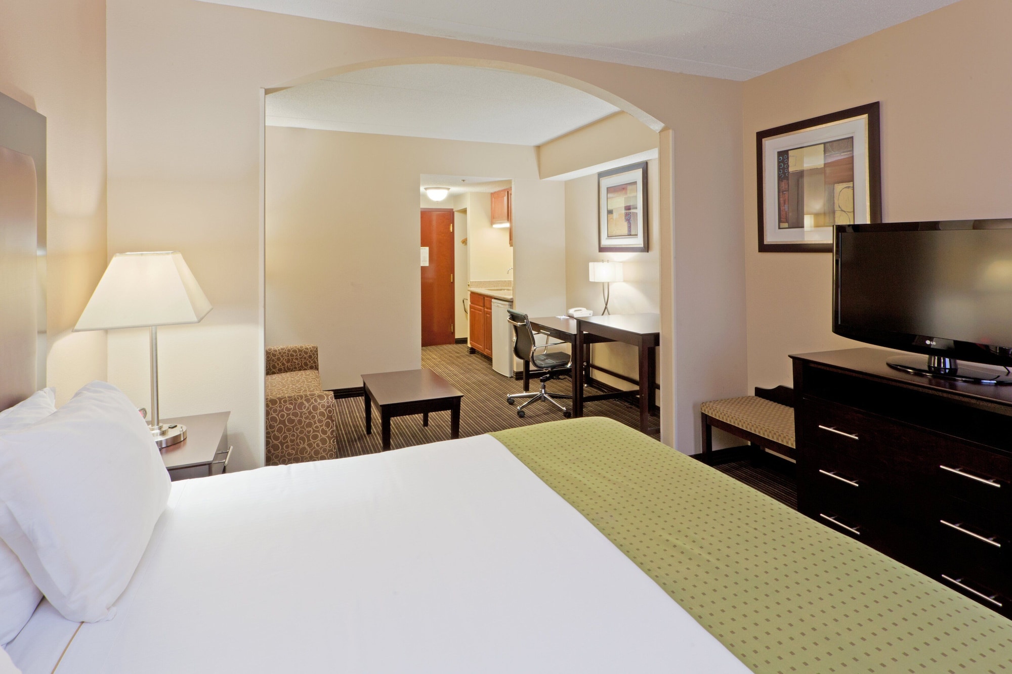 holiday inn express suites charleston by ihg