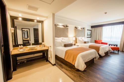 grand tikal futura hotel guatemala city