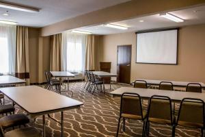 comfort suites new braunfels