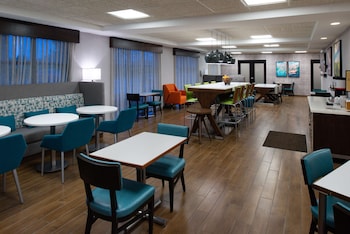hampton inn laporte in