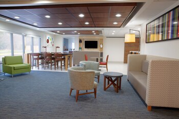 holiday inn express and suites dayton huber heights by ihg