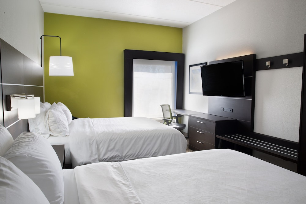 holiday inn express and suites dayton huber heights by ihg
