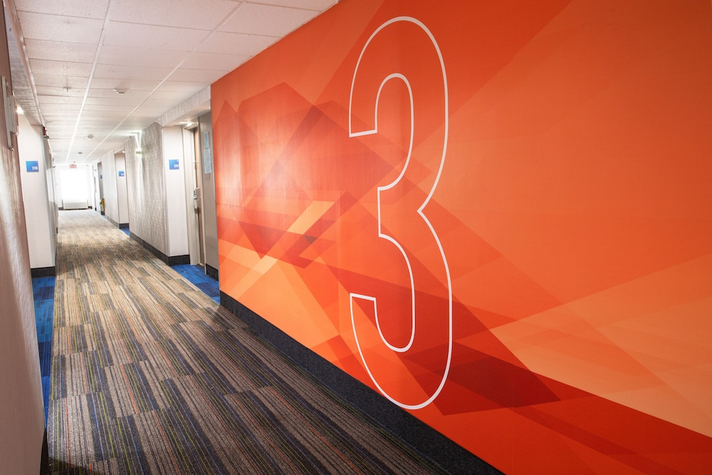 holiday inn express and suites dayton huber heights by ihg