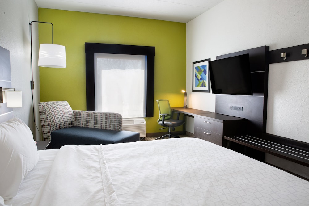 holiday inn express and suites dayton huber heights by ihg