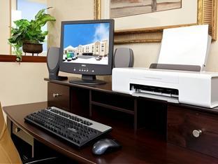 holiday inn express and suites dayton huber heights by ihg