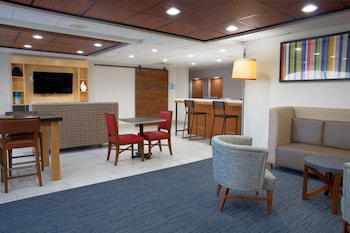 holiday inn express and suites dayton huber heights by ihg