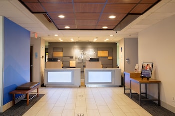 holiday inn express and suites dayton huber heights by ihg